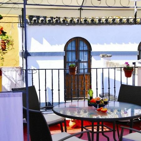 Pension La Montorena Sevilla Bagian luar foto