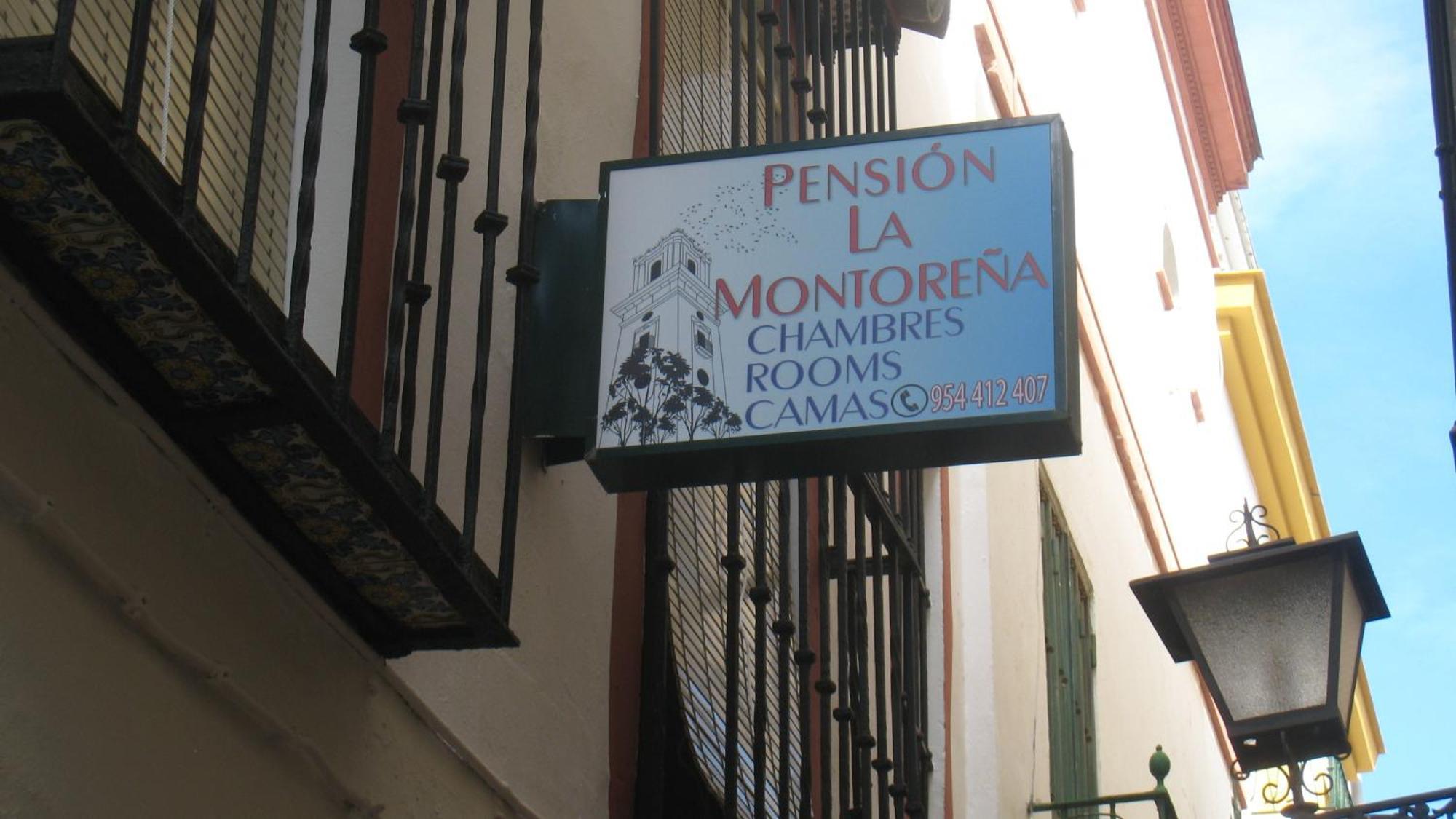 Pension La Montorena Sevilla Bagian luar foto
