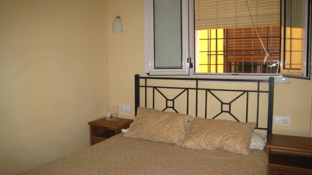 Pension La Montorena Sevilla Bagian luar foto