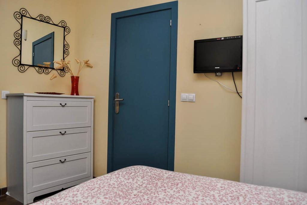 Pension La Montorena Sevilla Bagian luar foto