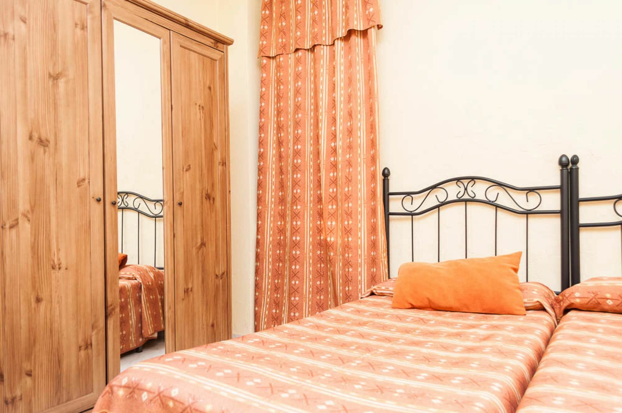 Pension La Montorena Sevilla Bagian luar foto